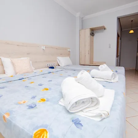 מלון Zefyros Paralía