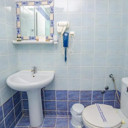 泽费罗斯酒店 酒店 Paralía