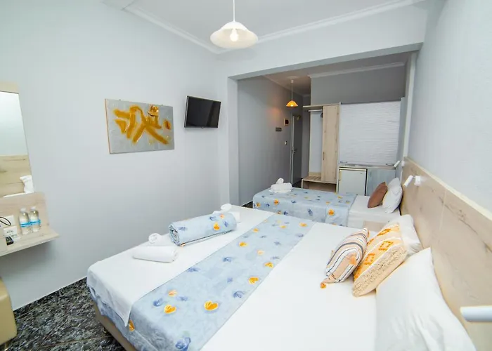 Zefyros Hotel 3*