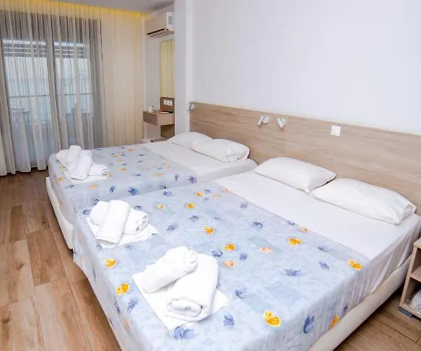 Zefyros 3* Paralía