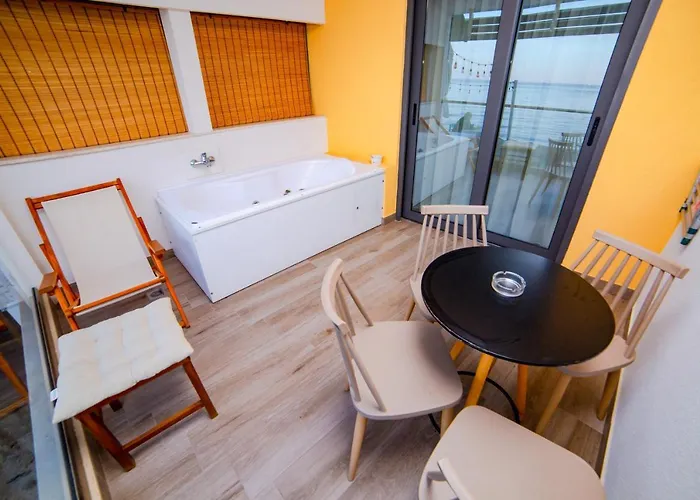 Zefyros Hotel
