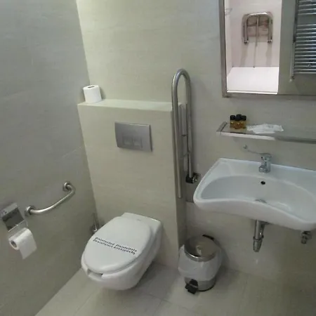 Zefyros 3* Paralia Katerinis