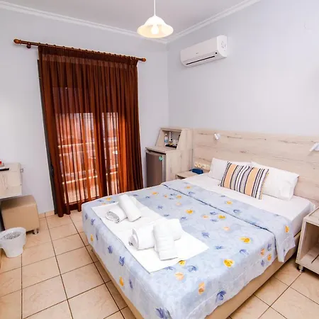 Zefyros 3* Paralía