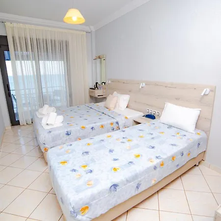 Zefyros Hotel