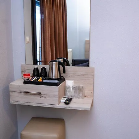 Zefyros Otel Paralía